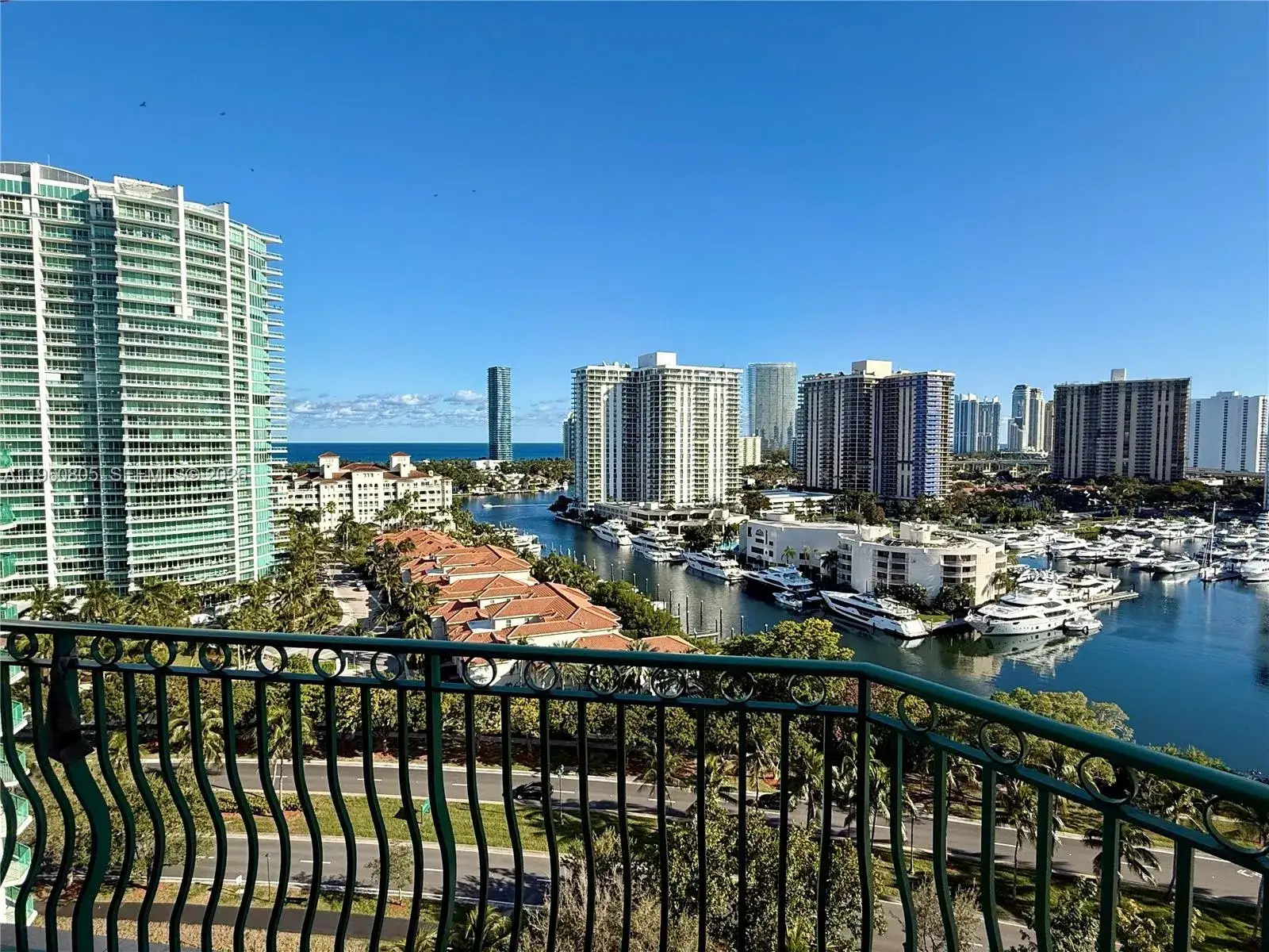 3 bedroom 3 bath Residential for sale at 19900 E Country Club Dr, Aventura FL 33180