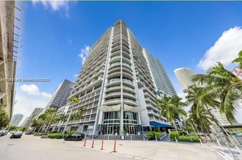 1 bedroom 1 bath Residential Lease for rent at 690 SW 1st Ct # 1219, Miami FL 33130