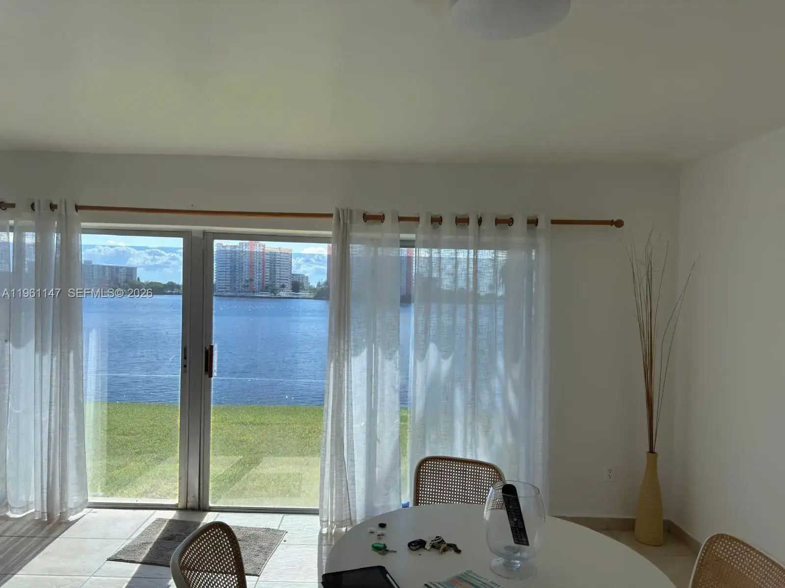 2 bedroom 2 bath Residential for sale at 1284 NE 191 # 1284, North Miami Beach FL 33179