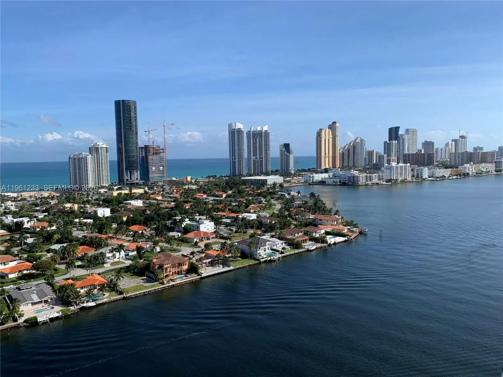 2 bedroom 2 bath Residential for sale at 19101 Mystic Pointe Dr, Aventura FL 33180