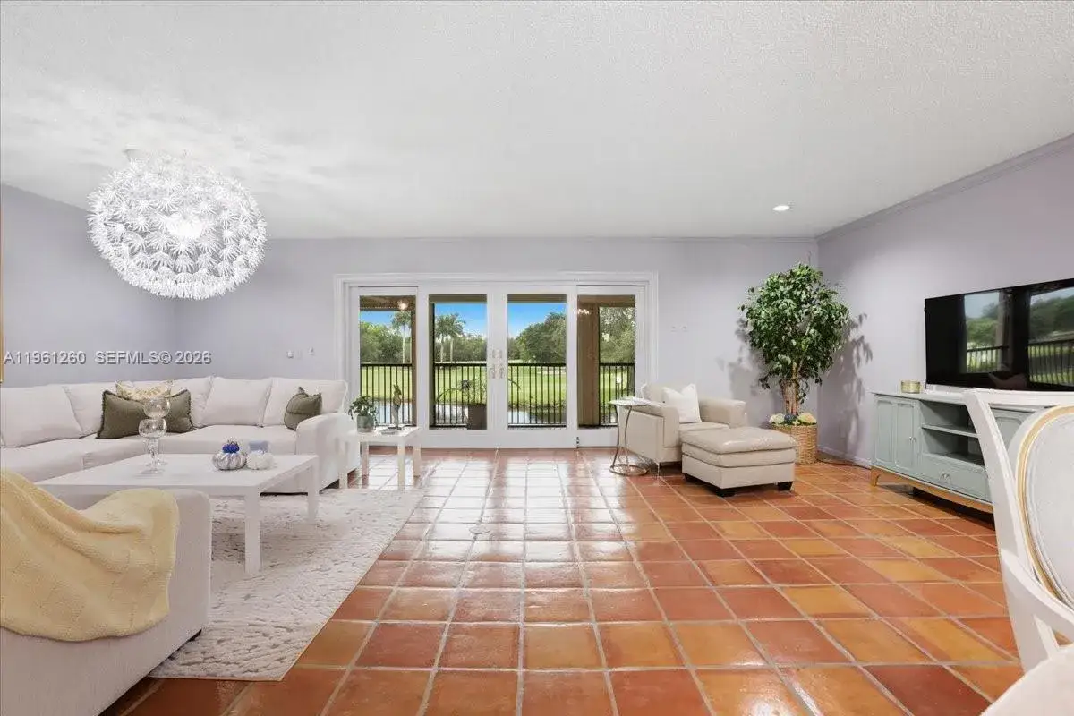 4 bedroom 3 bath Residential for sale at 400 NW 127th Ave # 13, Plantation FL 33325