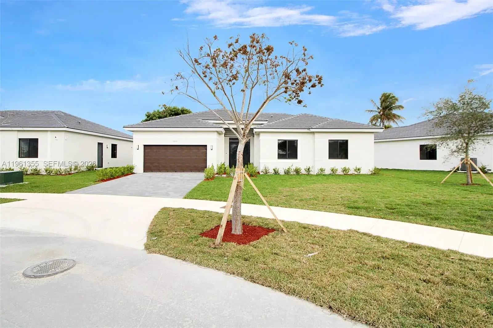 5 bedroom 4 bath Residential for sale at 20833 SW 96th Ct, Cutler Bay FL 33189