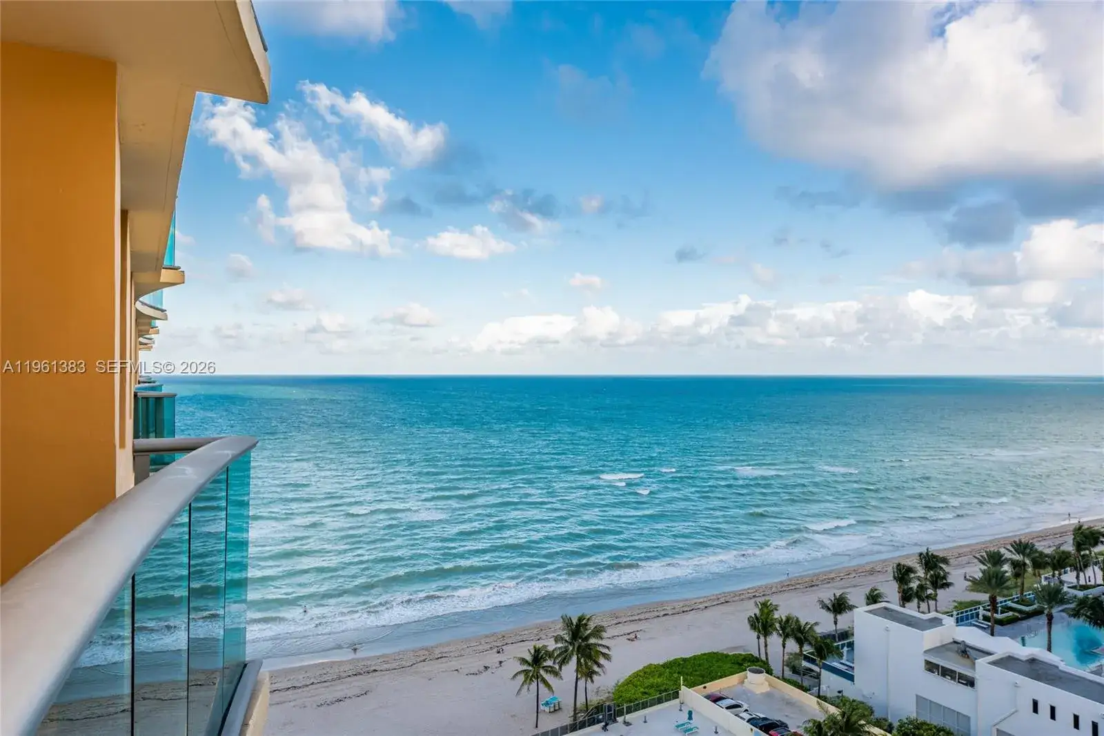 1 bedroom 1 bath Residential for sale at 2501 S Ocean Dr # 1617, Hollywood FL 33019