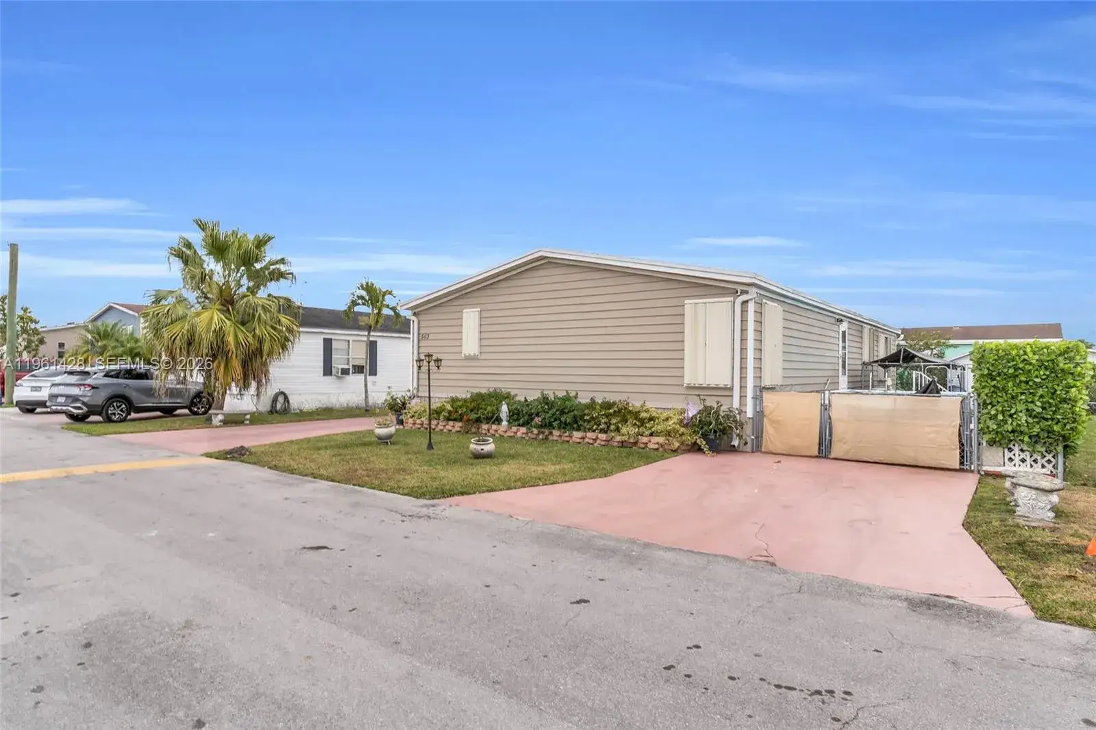3 bedroom 2 bath Residential for sale at 19800 SW 180th  ave, Miami FL 33187