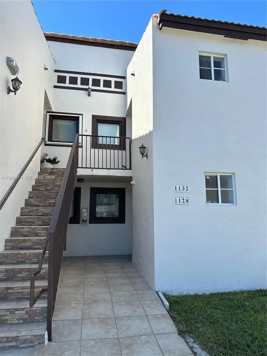 2 bedroom 2 bath Residential for sale at 1132 NW 125th Path # 204, Miami FL 33182