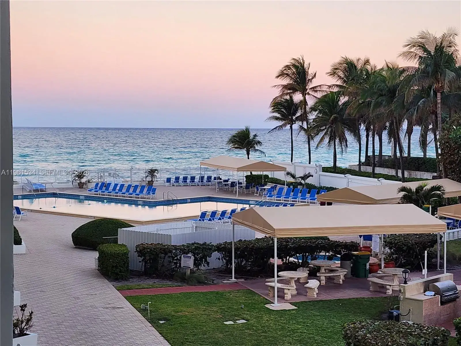 1 bedroom 1 bath Residential for sale at 3505 S Ocean Dr # 218, Hollywood FL 33019