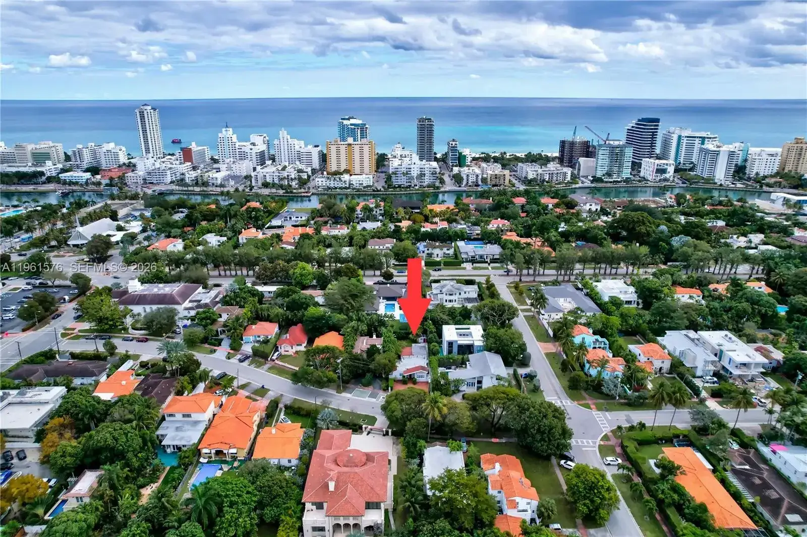 3 bedroom 2 bath Residential for sale at 3719 Sheridan Ave, Miami Beach FL 33140