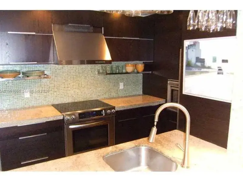 2 bedroom 2 bath Residential for sale at 2642 NW 33rd St # 1905, Oakland Park FL 33309