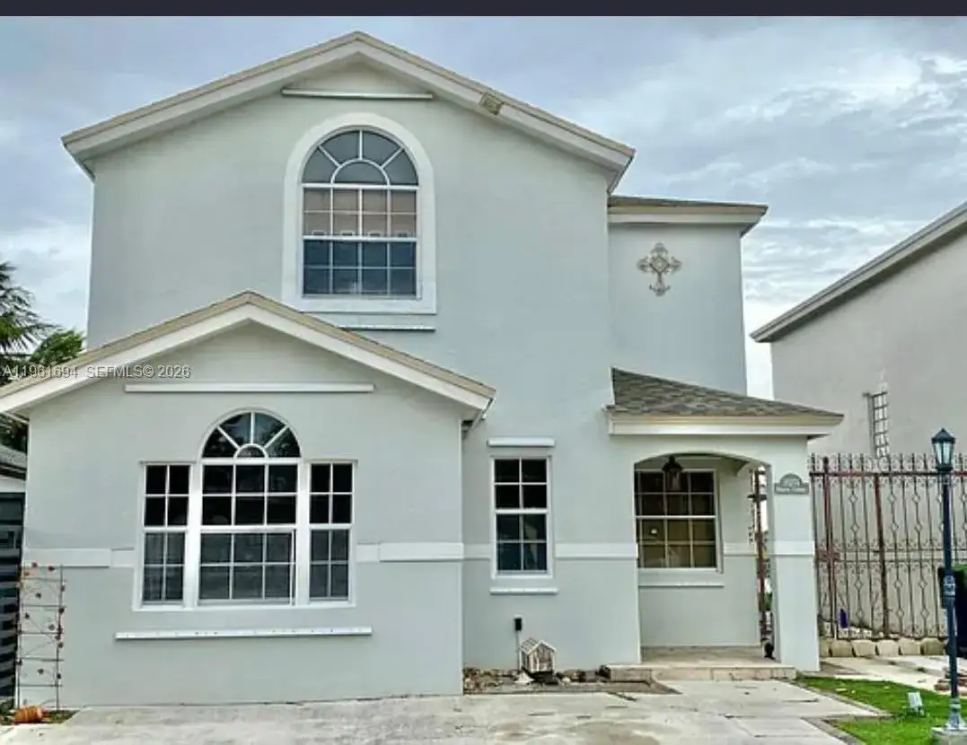 3 bedroom 2 bath Residential Lease for rent at 16274 SW 139th Ct, Miami FL 33177