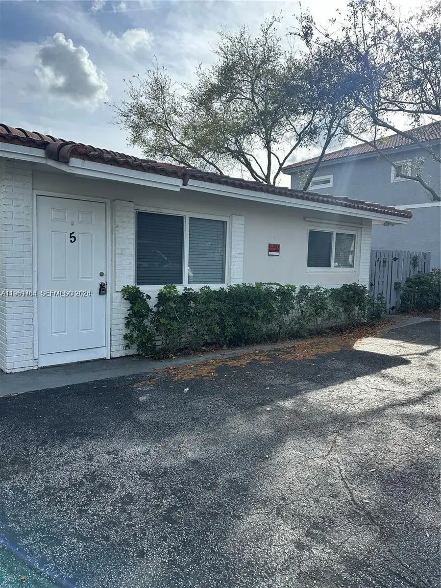 Residential Income for sale at 8704 NW 38th Dr, Coral Springs FL 33065
