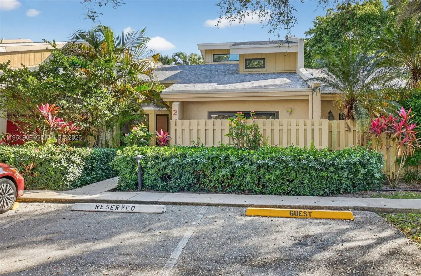 3 bedroom 2 bath Residential for sale at 1400 NW 9th Ave # 2, Boca Raton FL 33486