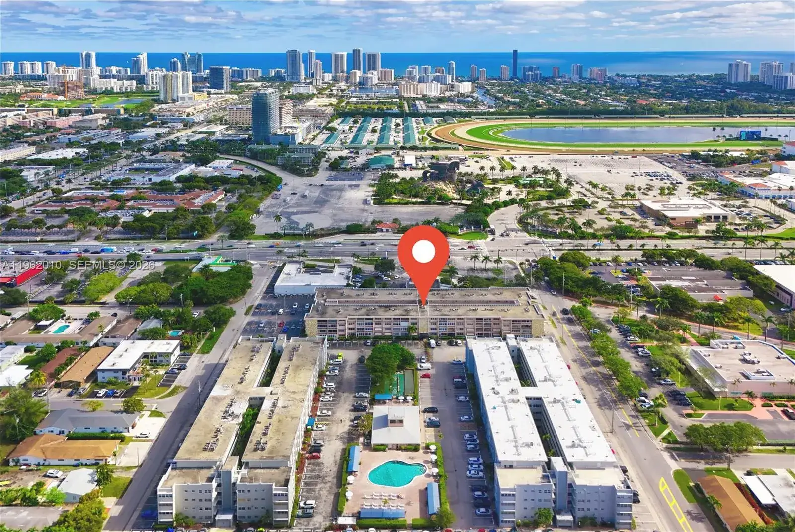 1 bedroom 1 bath Residential Lease for rent at 410 SE 2nd St # 111, Hallandale Beach FL 33009