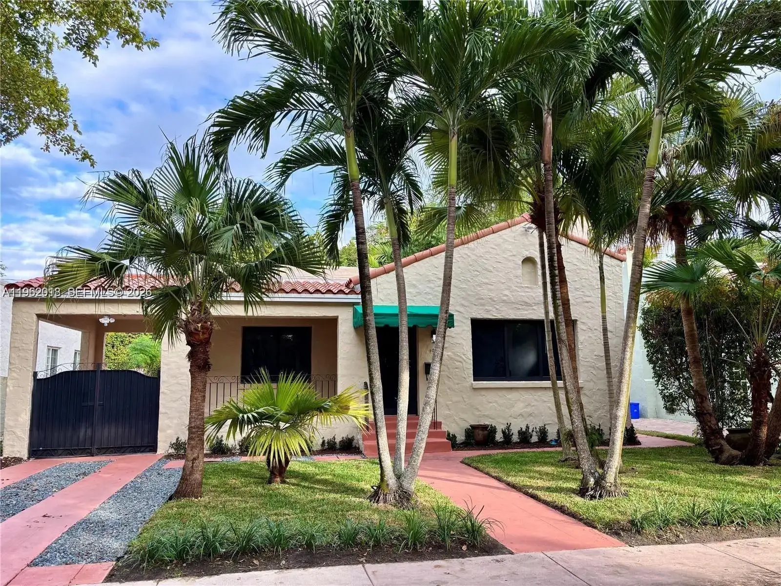 3 bedroom 3 bath Residential for sale at 1231 Lisbon St, Coral Gables FL 33134