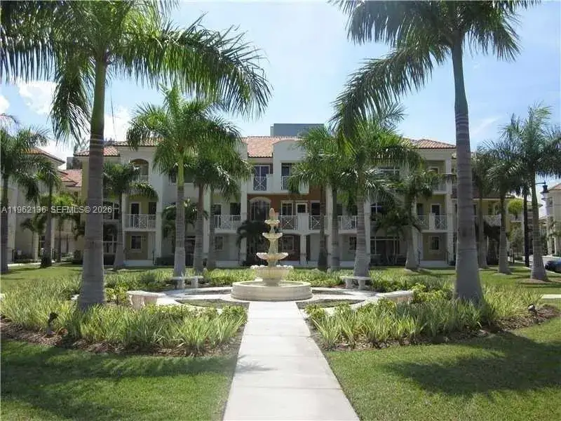 2 bedroom 2 bath Residential for sale at 18402 NE 27 CT # 124, Aventura FL 33160