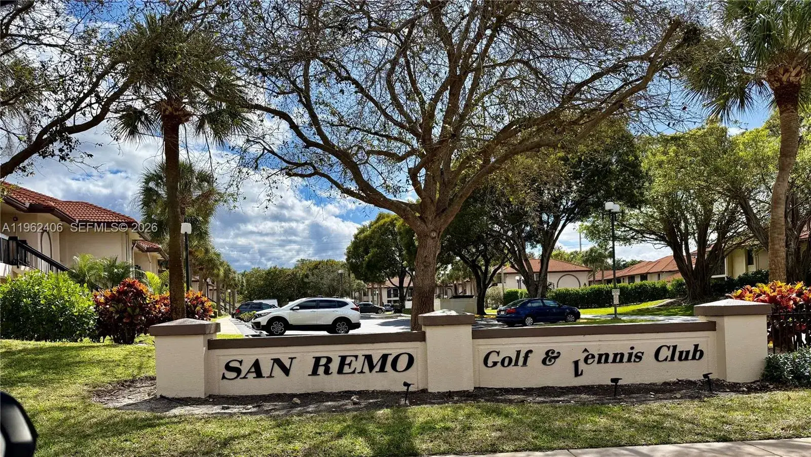 2 bedroom 2 bath Residential for sale at 351 Club Cir # 102, Boca Raton FL 33487