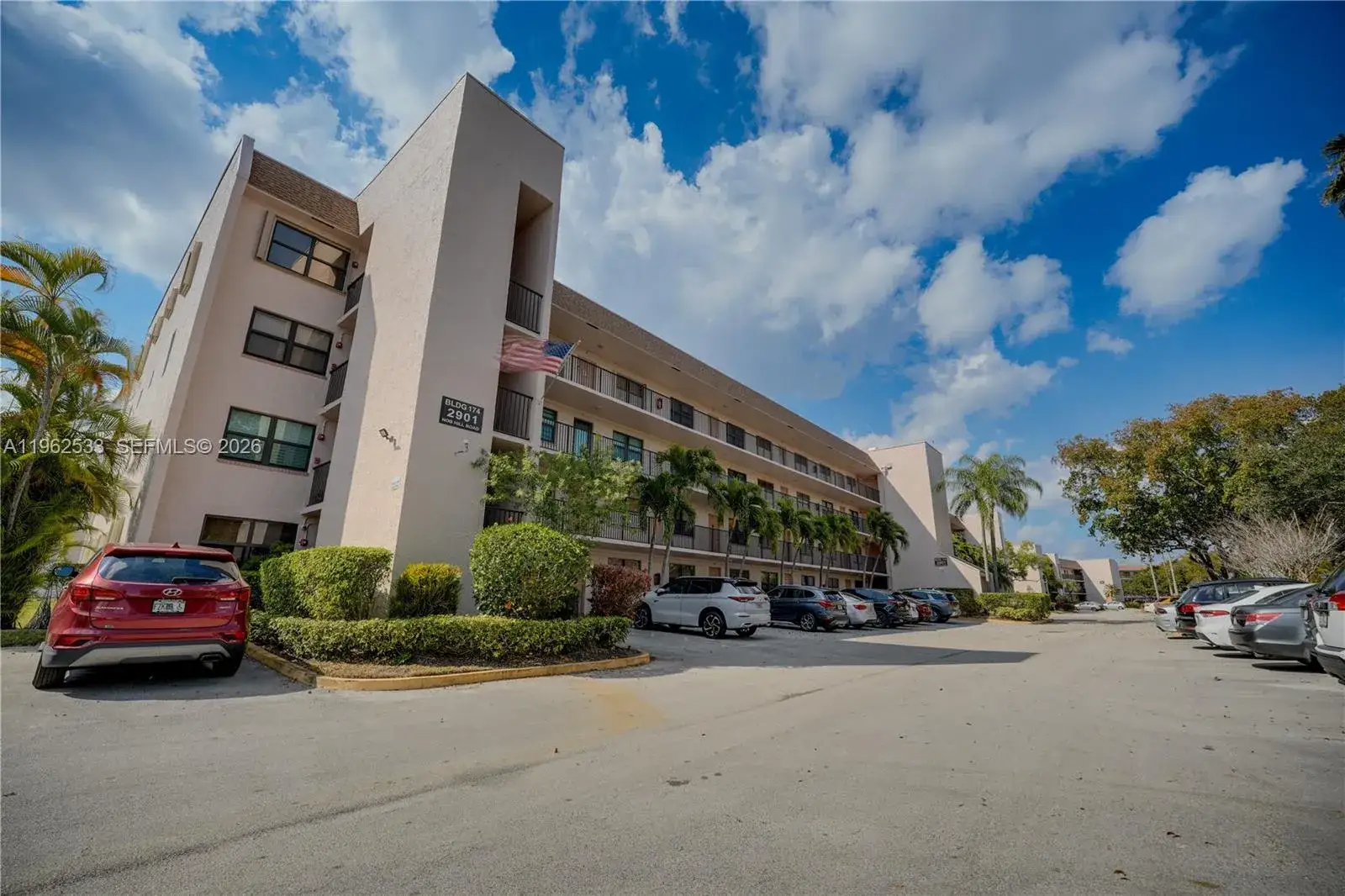 2 bedroom 2 bath Residential for sale at 2901 N Nob Hill Rd # 303, Sunrise FL 33322