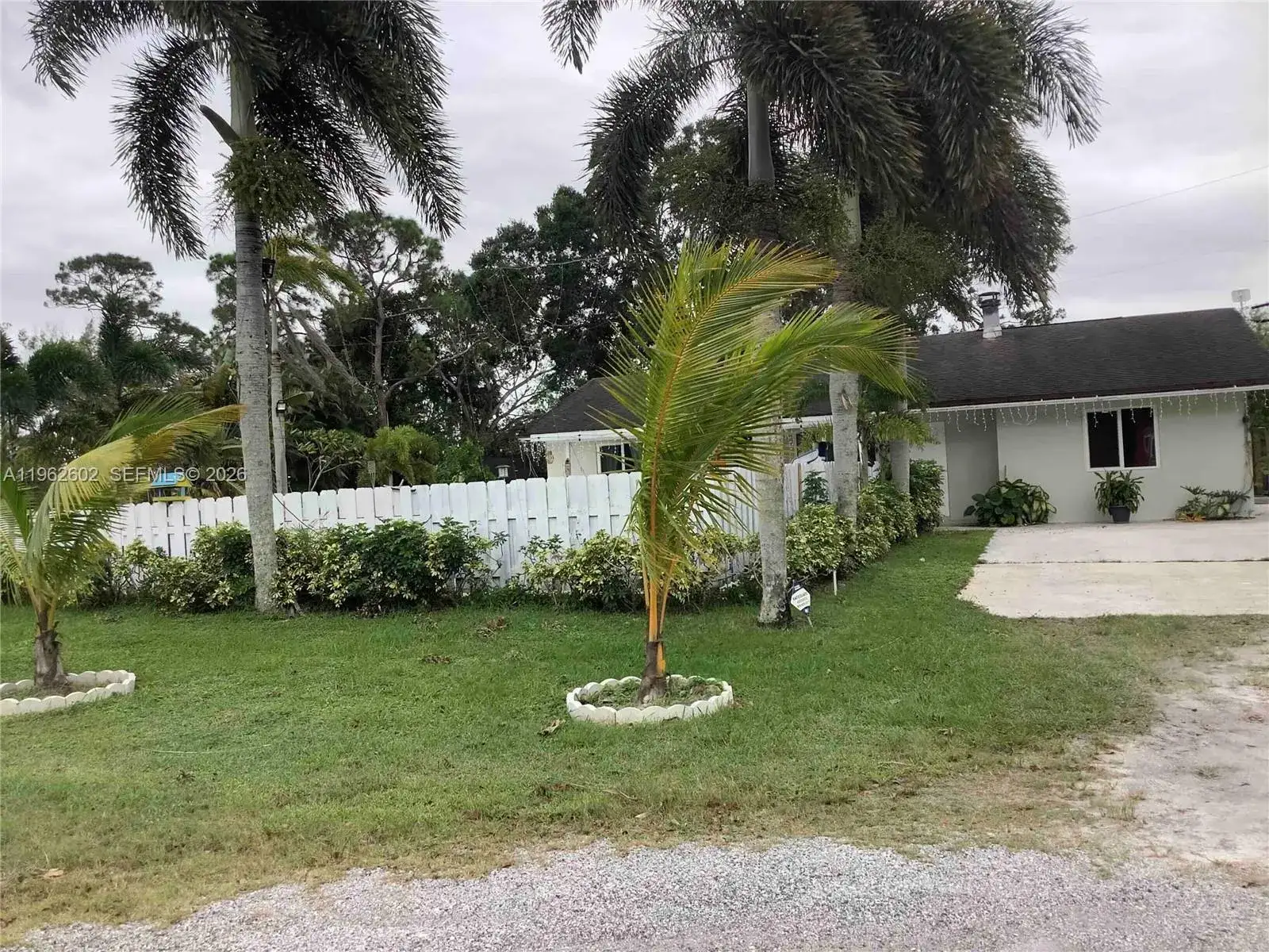 3 bedroom 2 bath Residential for sale at 10646 Barn Rd, Lake Worth FL 33449