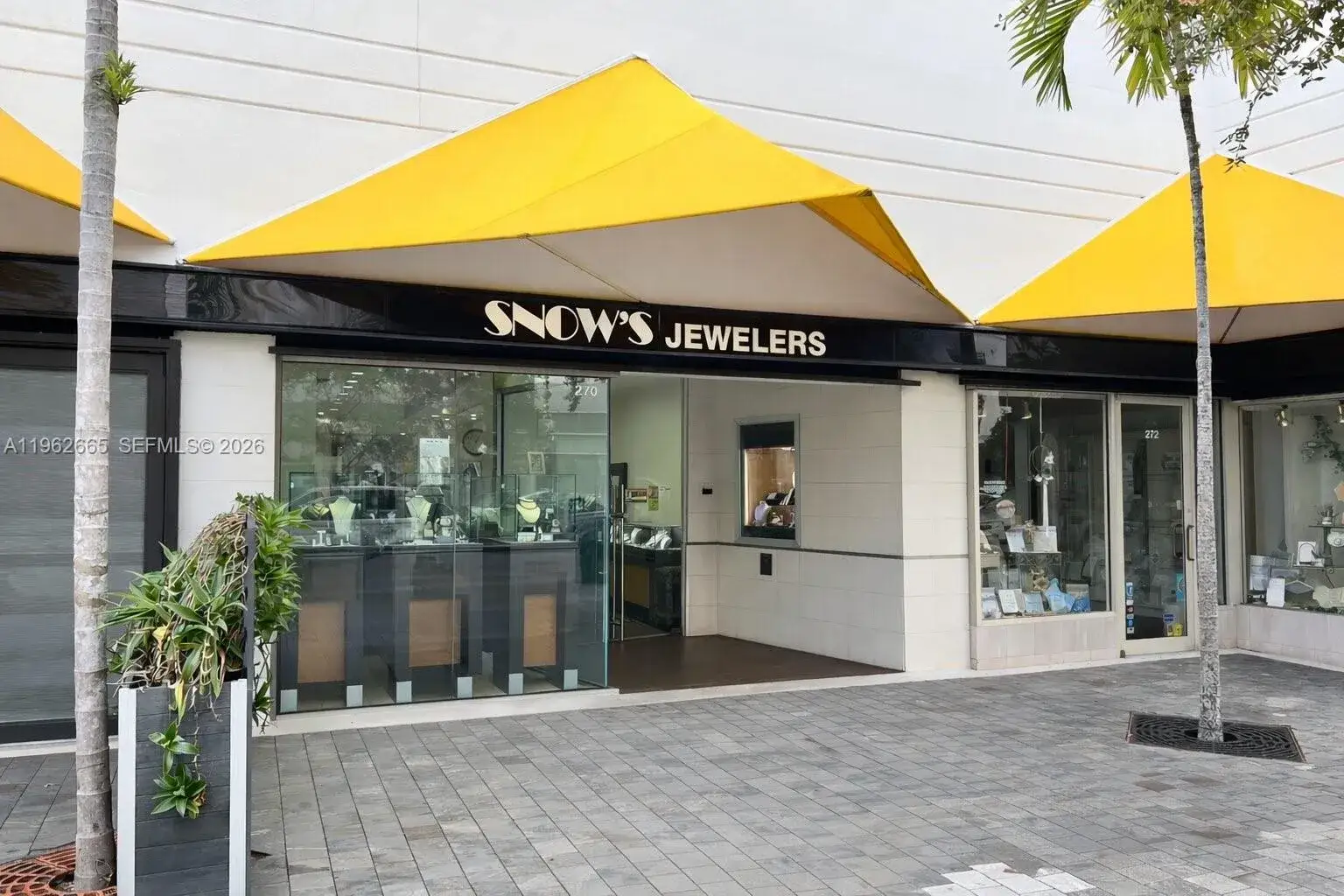 Commercial Sale for sale at 270 Coral Way # 270, Coral Gables FL 33134