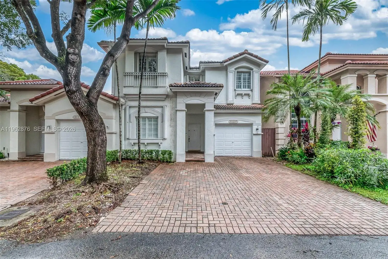 4 bedroom 3 bath Residential for sale at 11227 NW 73rd Ter, Doral FL 33178