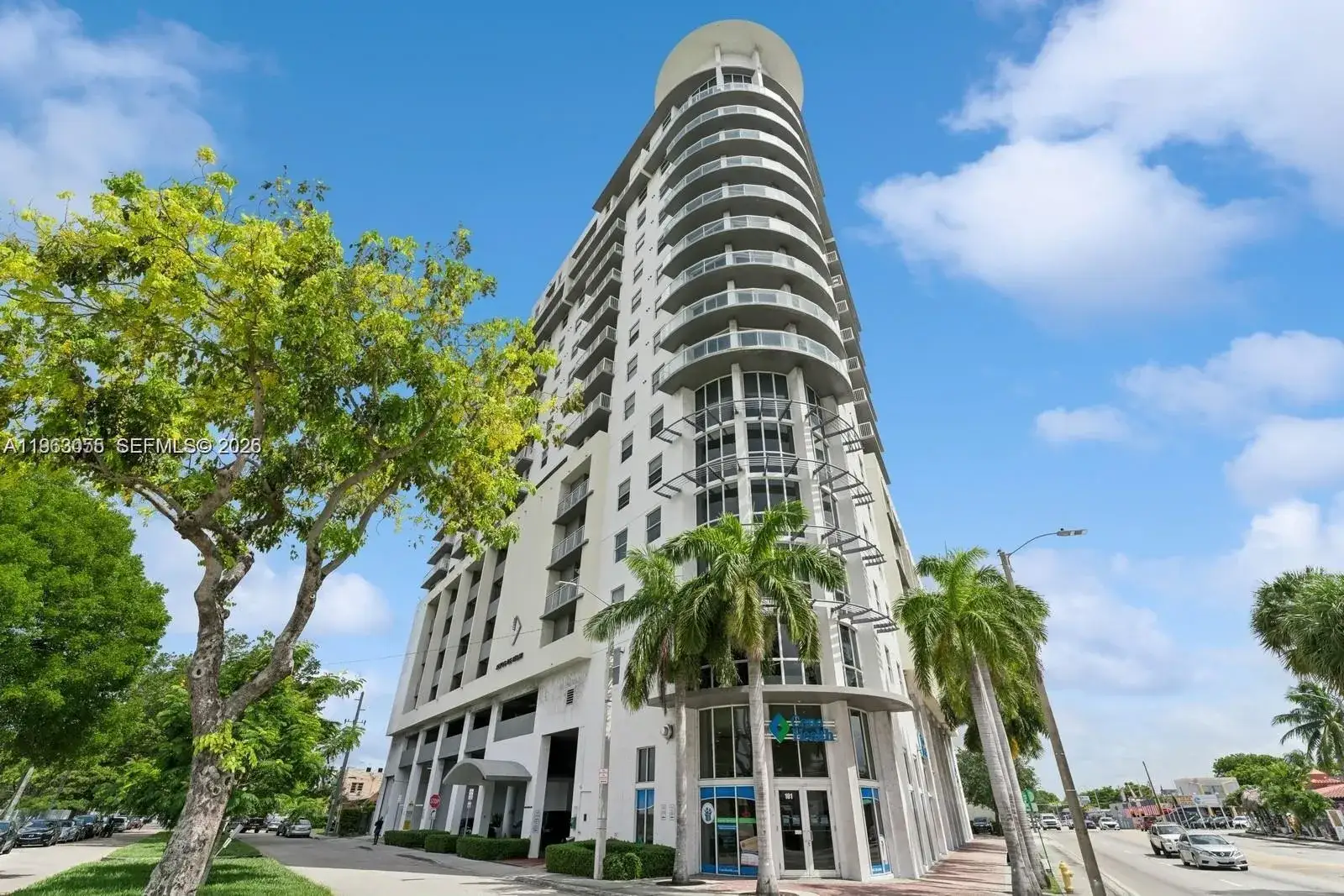 2 bedroom 2 bath Residential for sale at 1 Glen Royal Pkwy # 1210, Miami FL 33125