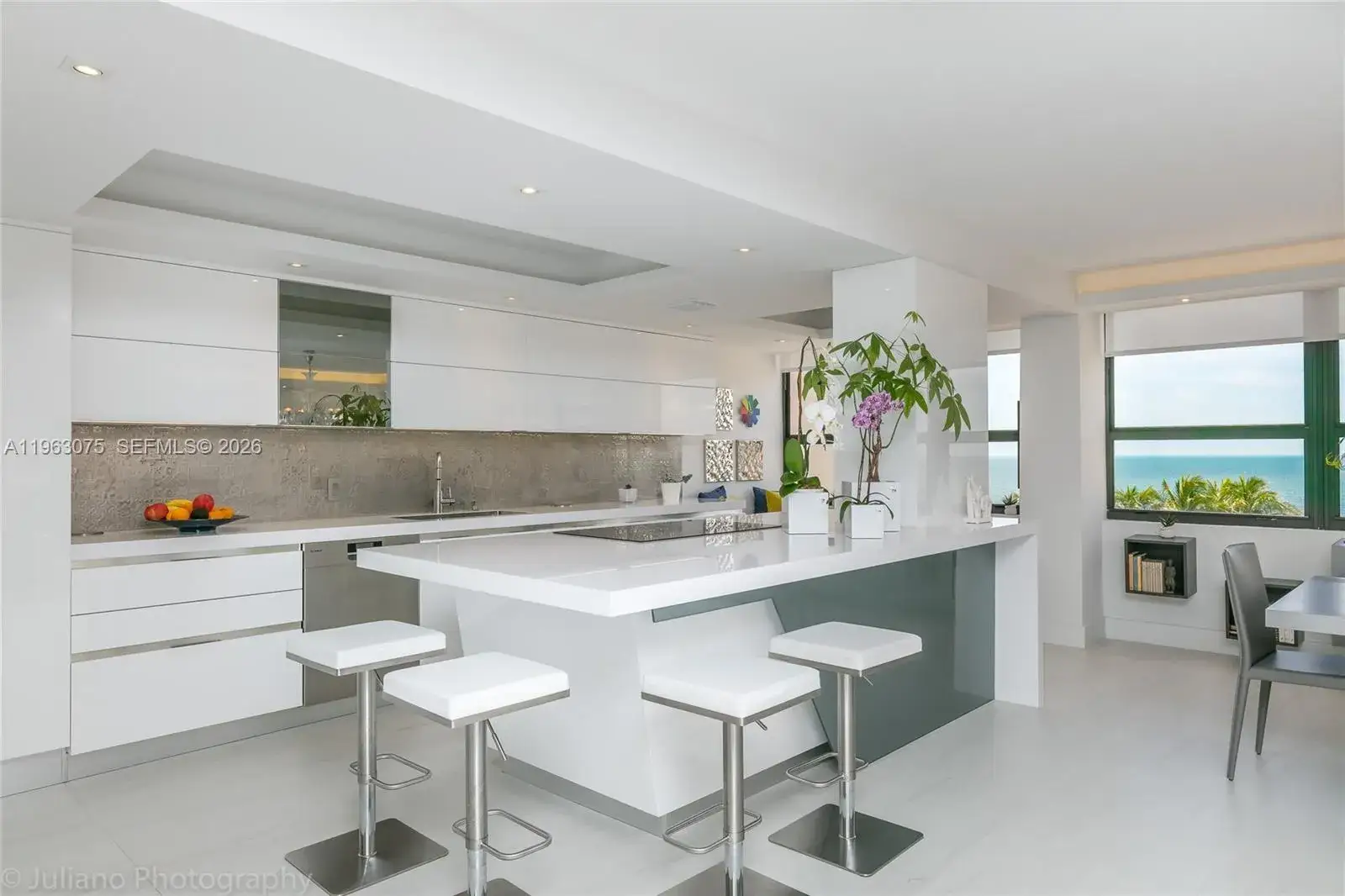 3 bedroom 2 bath Residential Lease for rent at 3 Grove Isle Dr # C502, Miami FL 33133