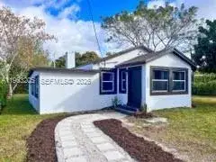 3 bedroom 2 bath Residential Lease for rent at 1025 NW 55th St # 1, Miami FL 33127