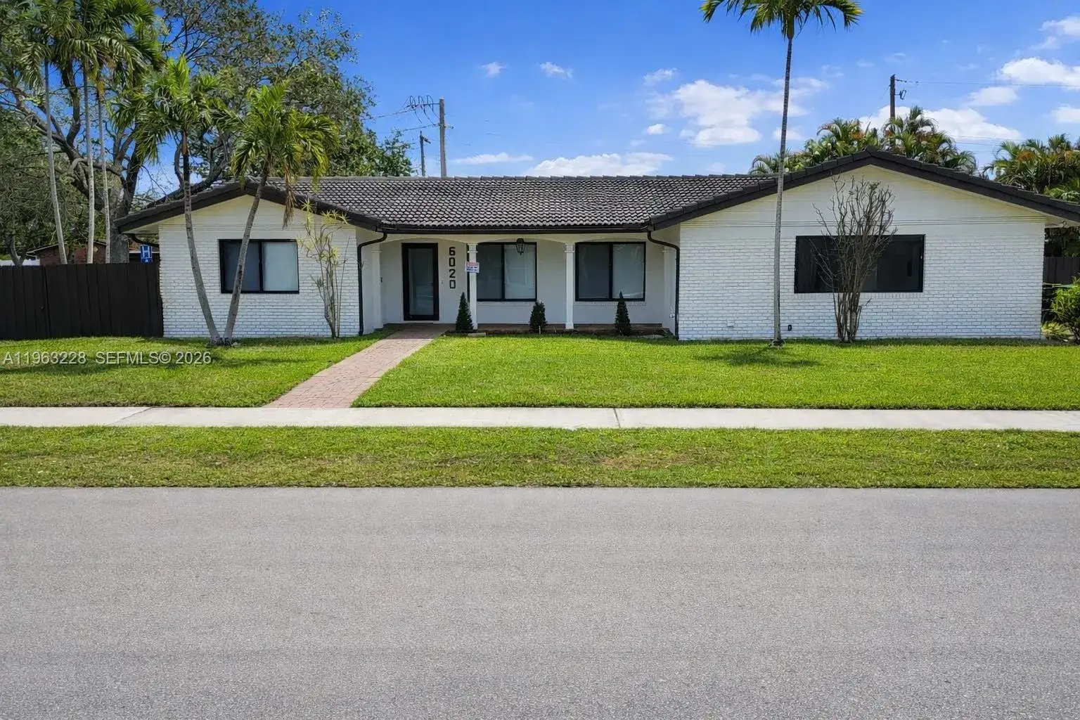 4 bedroom 2 bath Residential for sale at 6020 NE 18th Ter, Fort Lauderdale FL 33308