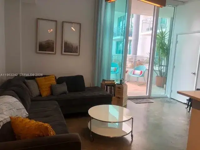 1 bedroom 1 bath Residential Lease for rent at 350 NE 24th St # 504, Miami FL 33137