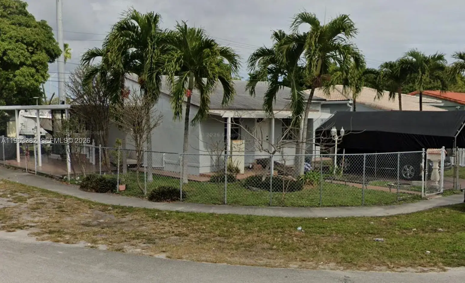 3 bedroom 2 bath Residential for sale at 501 SE 1st St, Hialeah FL 33010