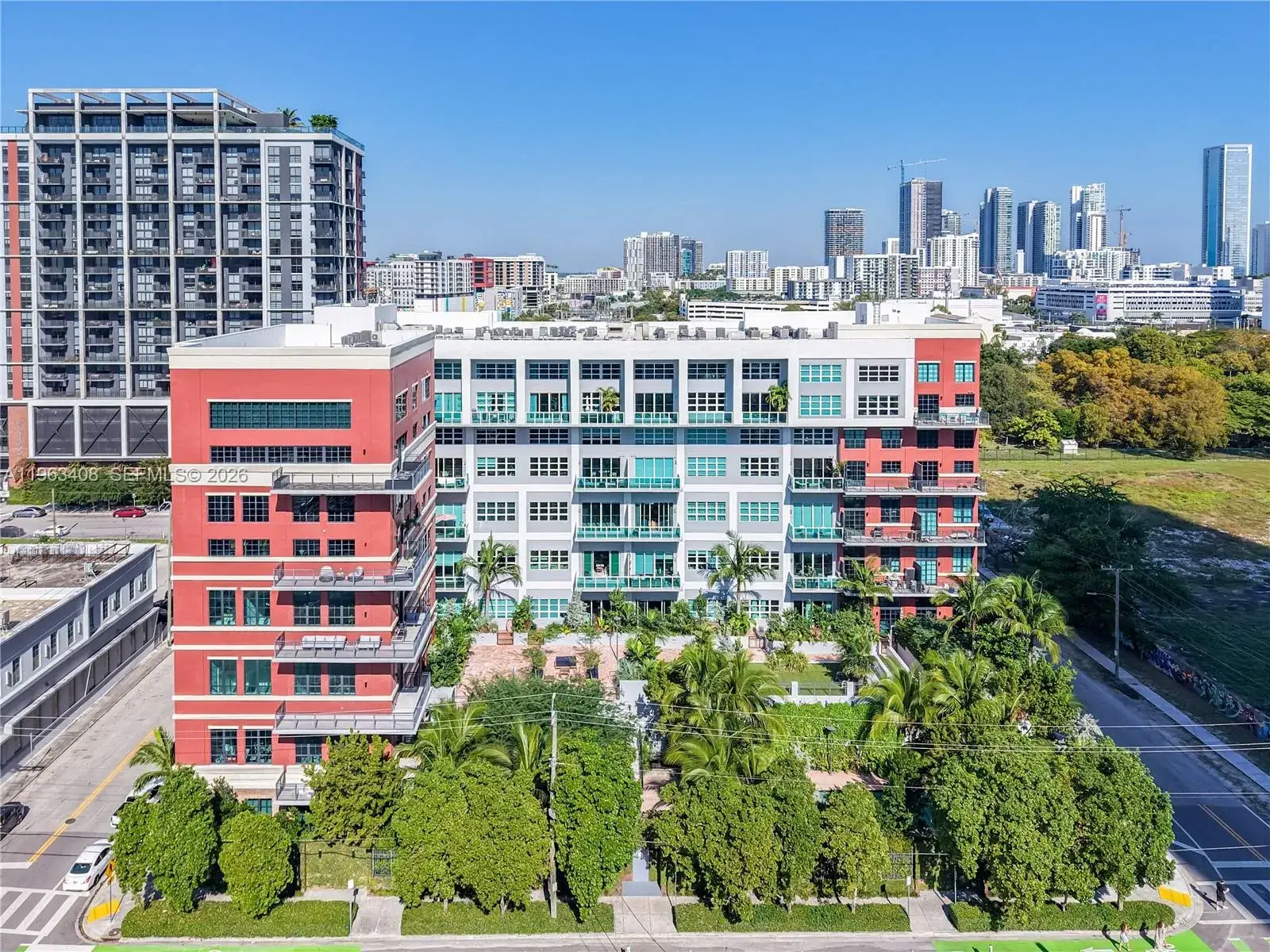 2 bedroom 2 bath Residential for sale at 1749 NE Miami Ct # 605, Miami FL 33132