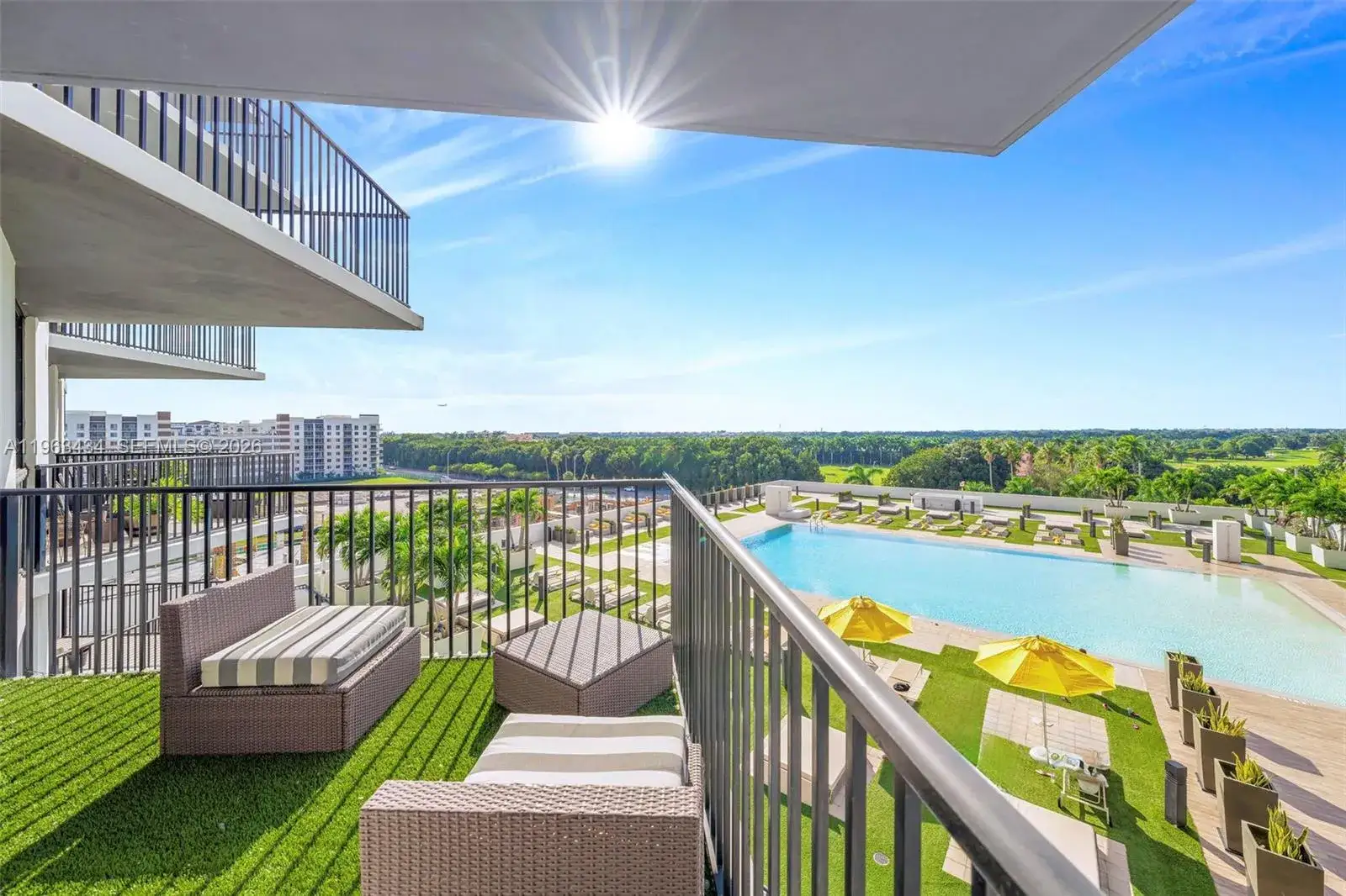 2 bedroom 2 bath Residential for sale at 5252 NW 85th Ave # 504, Doral FL 33166