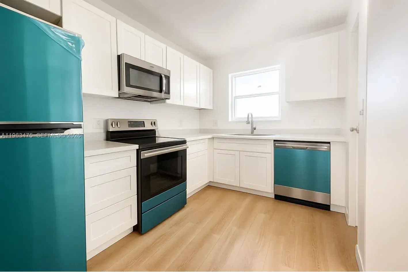 2 bedroom 2 bath Residential for sale at 333 NW 17th Ct # 203B, Fort Lauderdale FL 33311