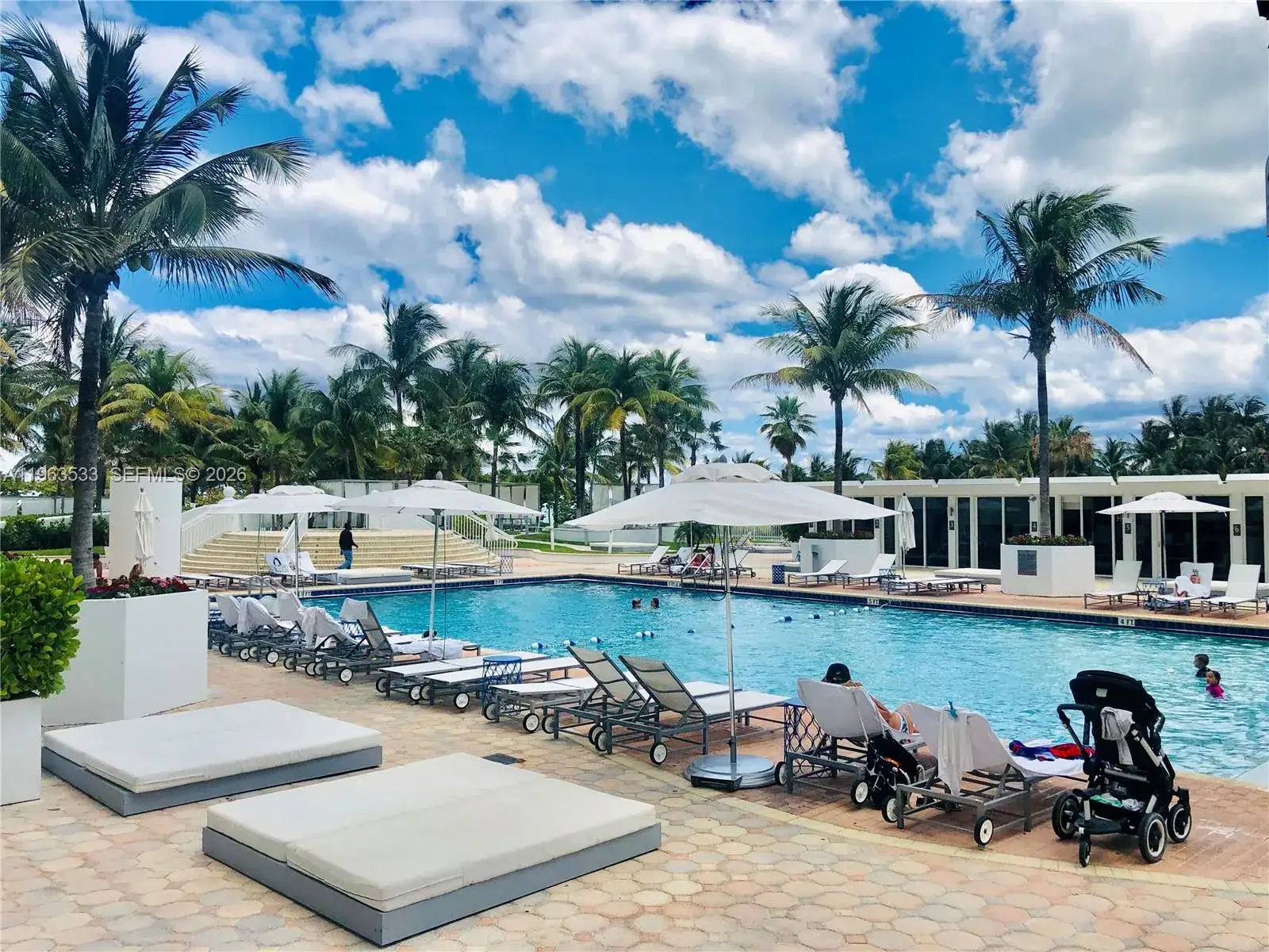 1 bedroom 1 bath Residential for sale at 10275 Collins Ave # 427, Bal Harbour FL 33154