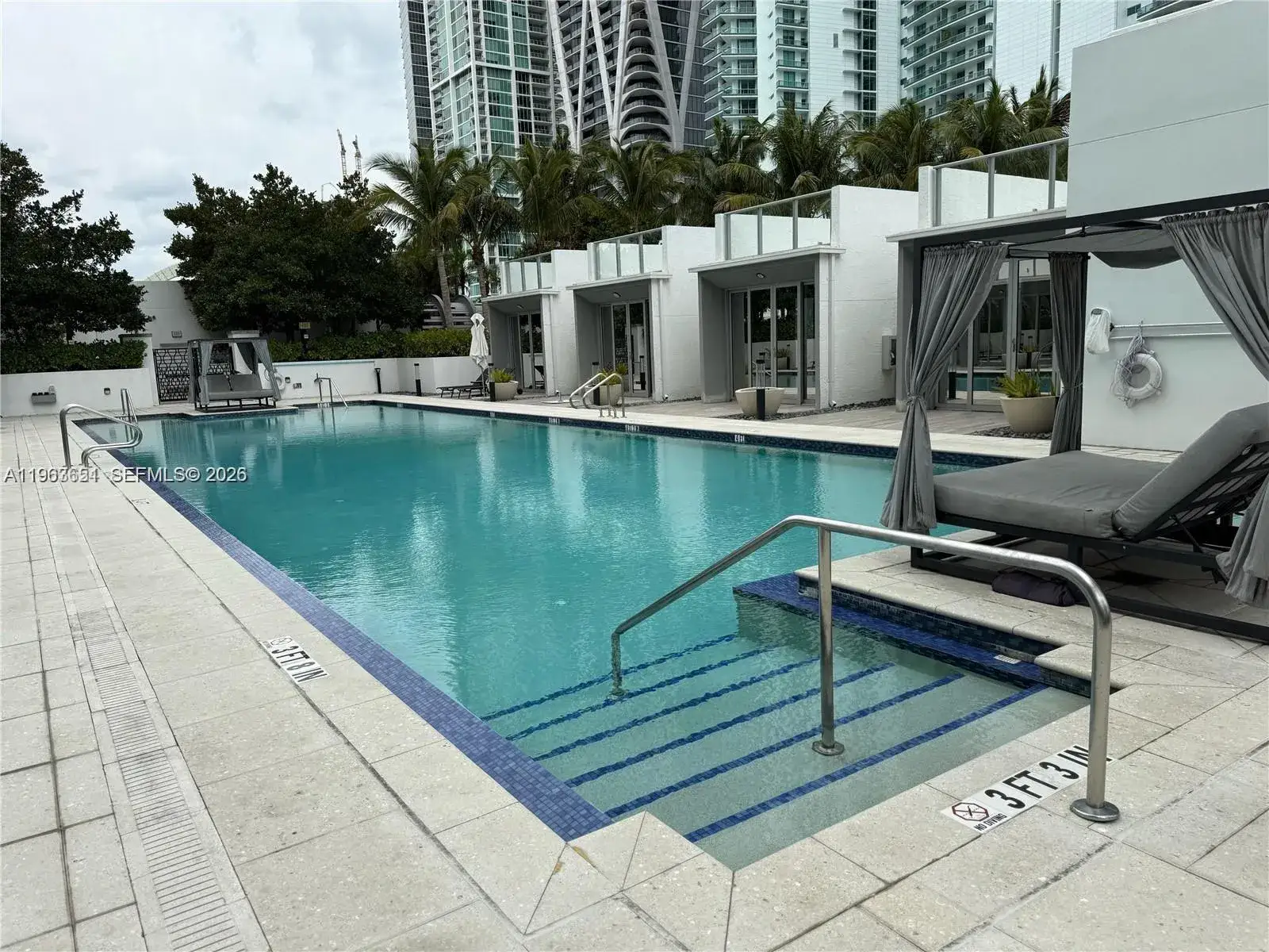 1 bedroom 1 bath Residential for sale at 851 NE 1st ave # 7, Miami FL 33132