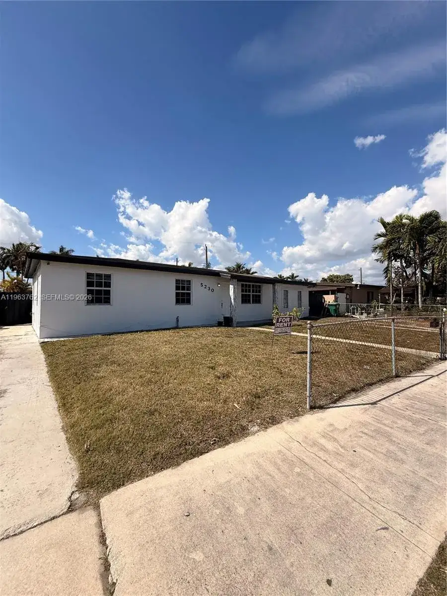 3 bedroom 1 bath Residential Lease for rent at 5230 SW 116th Ave # 1, Miami FL 33165