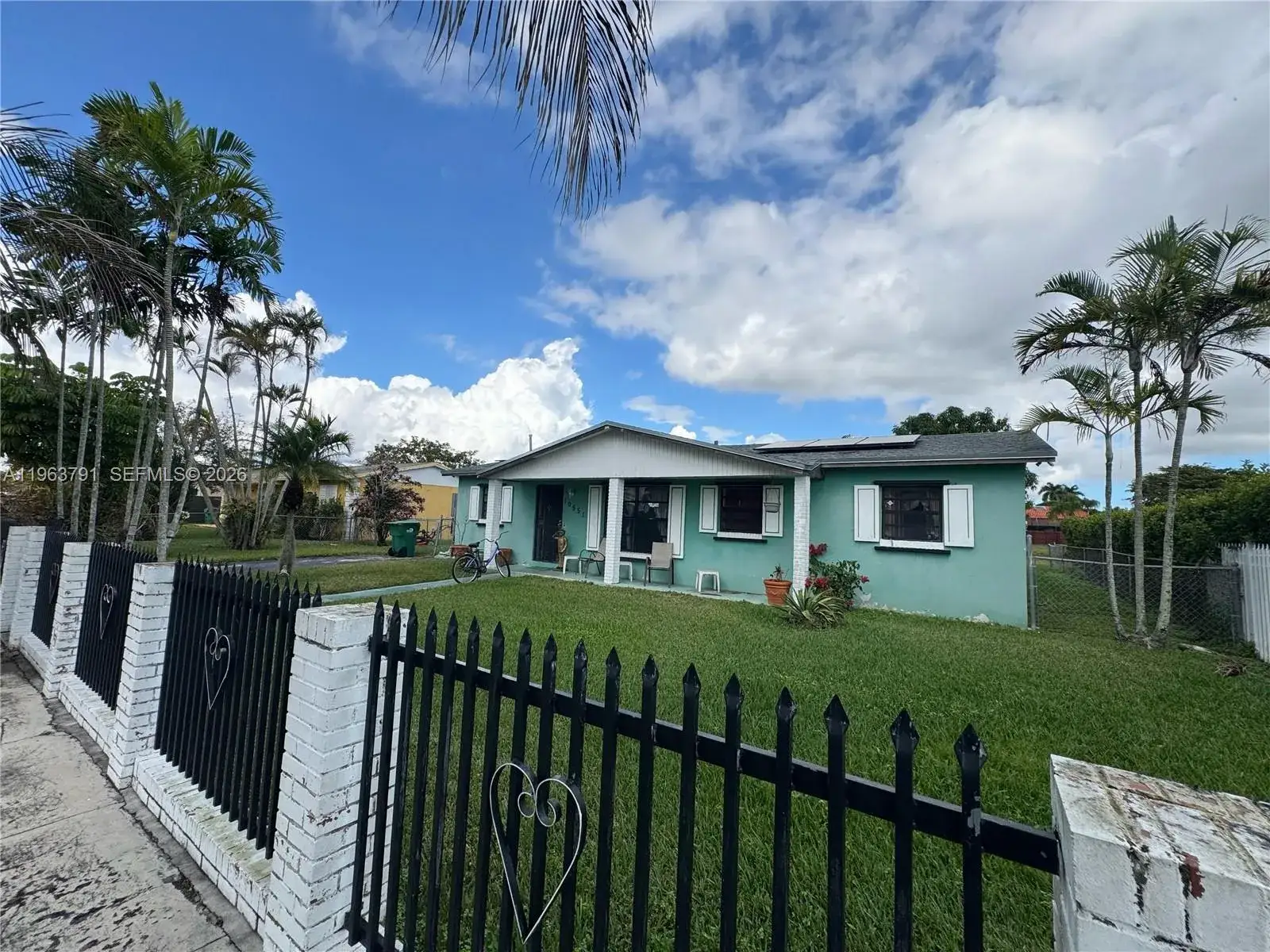 3 bedroom 1 bath Residential for sale at 10551 SW 141st Dr, Miami FL 33176