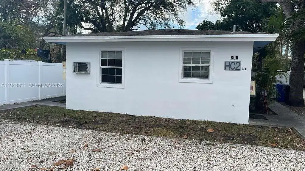 Residential Income for sale at 800 SE 15th St, Fort Lauderdale FL 33316