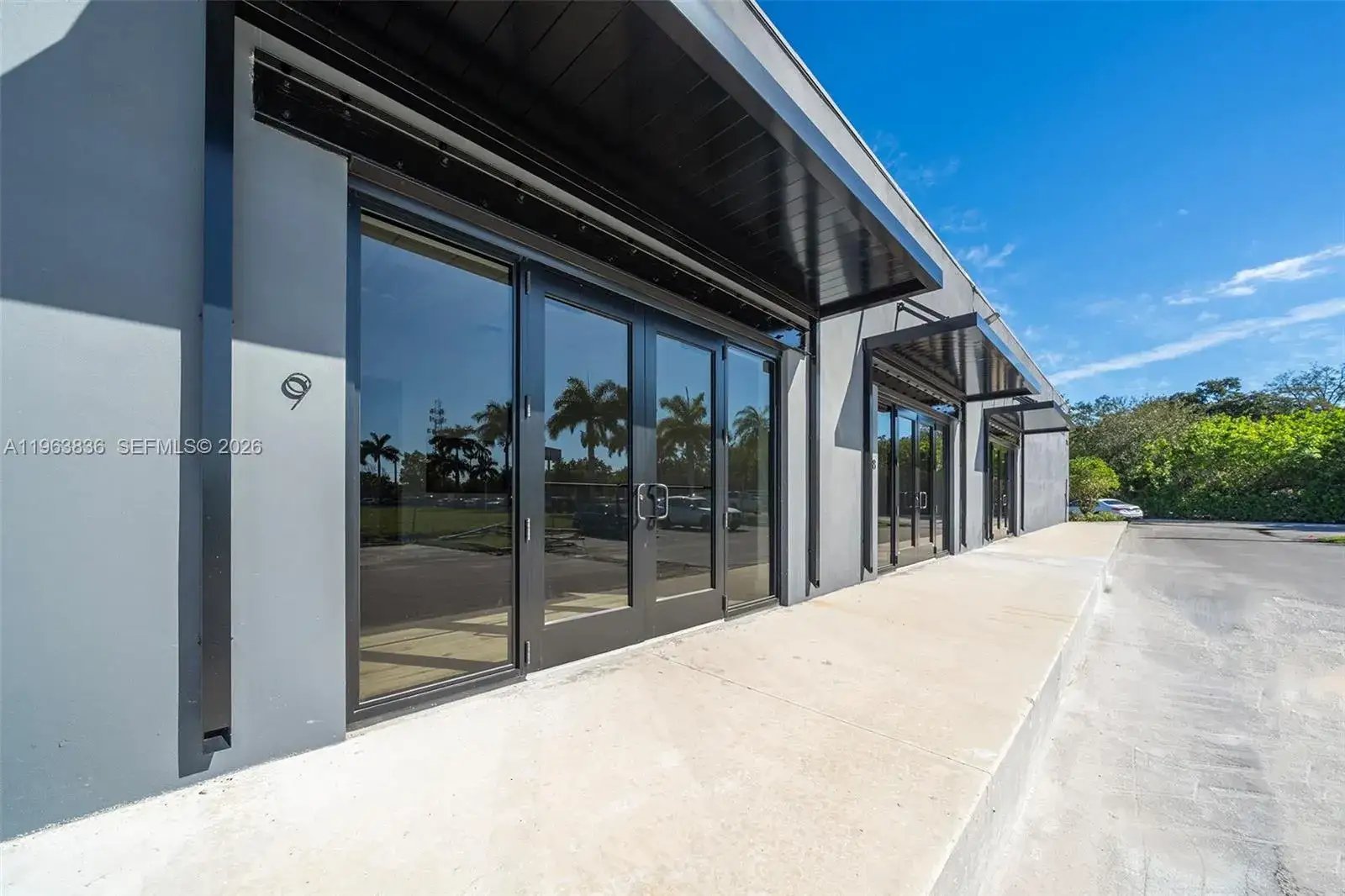 Commercial Sale for sale at 1930 N 30th Road Suite 9, Hollywood FL 33021