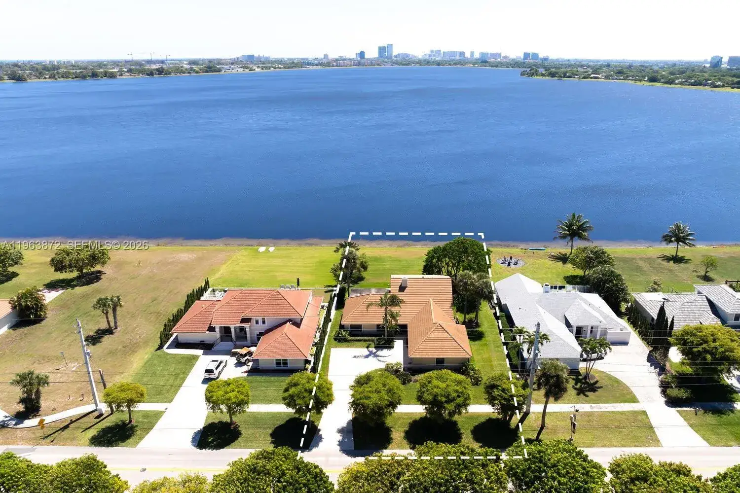 4 bedroom 3 bath Residential for sale at 3600 N Shore Dr, West Palm Beach FL 33407