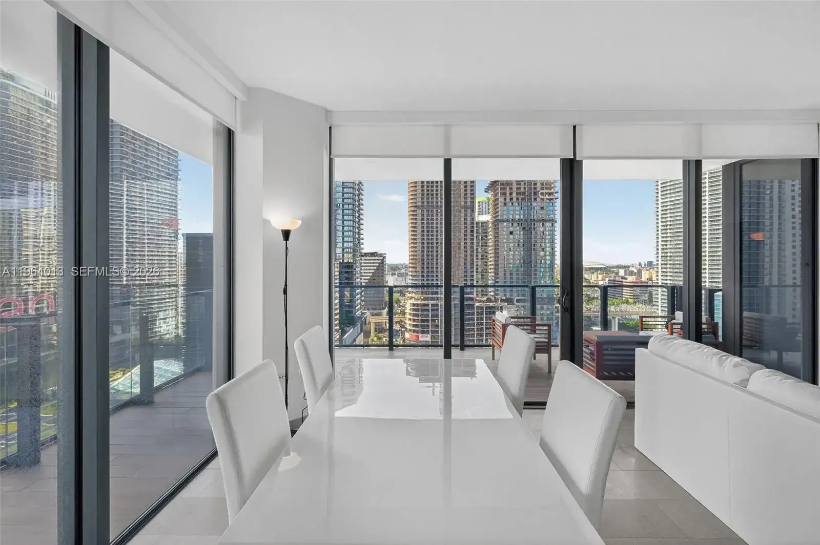 2 bedroom 2 bath Residential for sale at 68 SE 6th St # 1702, Miami FL 33131