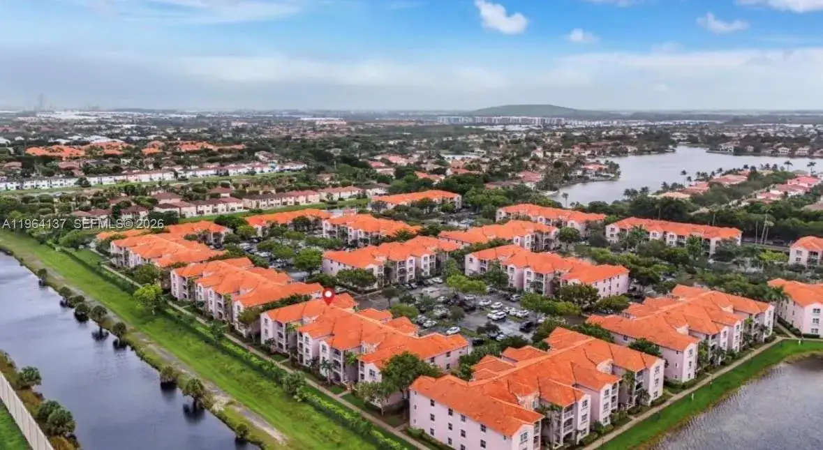 3 bedroom 2 bath Residential for sale at 6440 NW 114th Ave # 424, Doral FL 33178