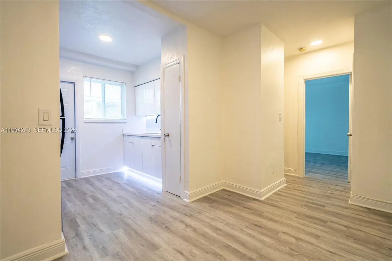 2 bedroom 1 bath Residential Lease for rent at 7325 Carlyle Ave # 9, Miami Beach FL 33141