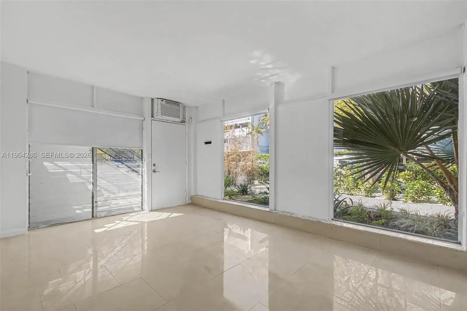 1 bedroom 1 bath Residential Lease for rent at 1685 Jefferson Ave # 1, Miami Beach FL 33139