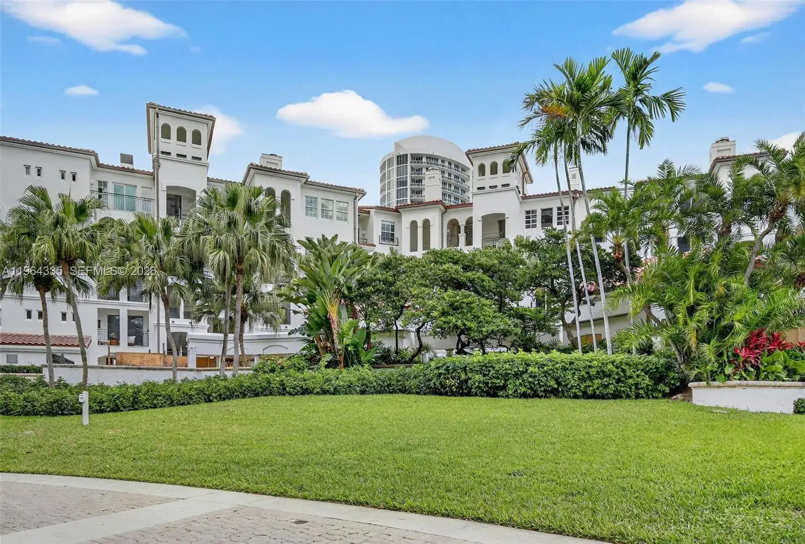 3 bedroom 3 bath Residential for sale at 3500 ISLAND BL # 201, Aventura FL 33160