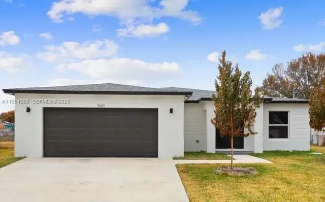 4 bedroom 2 bath Residential for sale at 560 SW Carter Ave, Port St. Lucie FL 34983