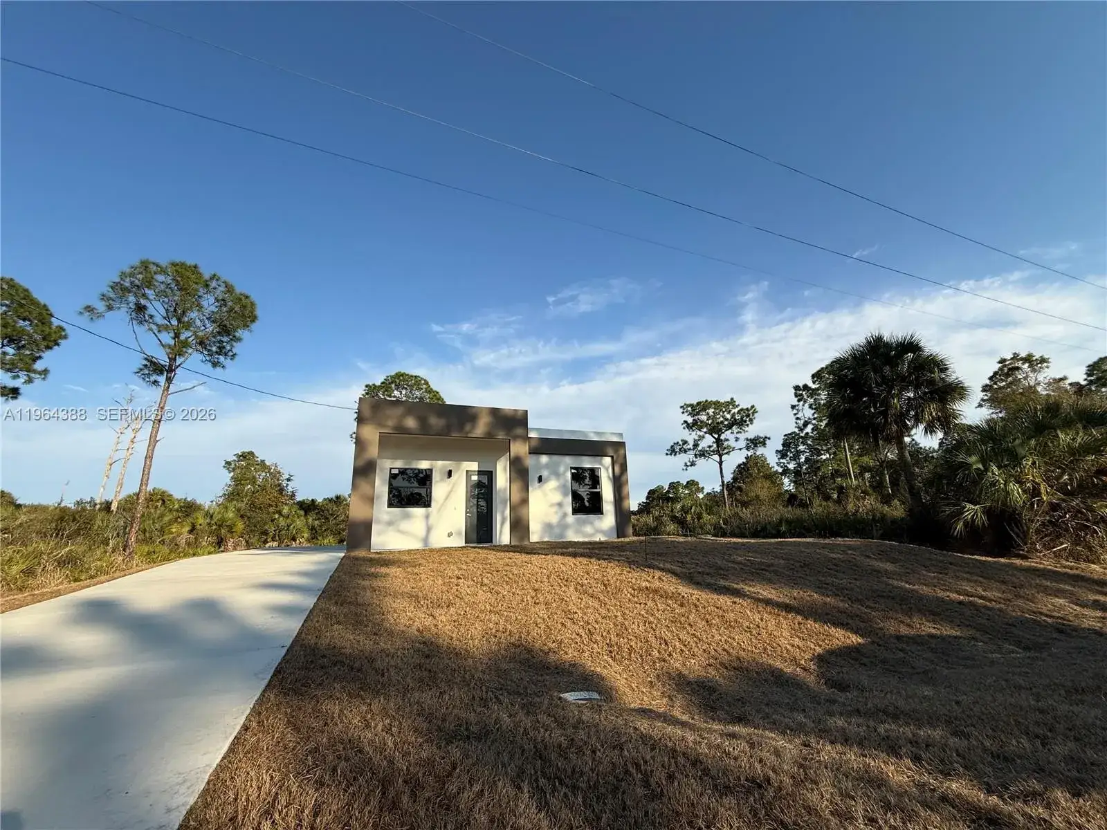 2 bedroom 2 bath Residential for sale at 133 Nacelle Ave, Other City - In The State Of Florida FL 33974