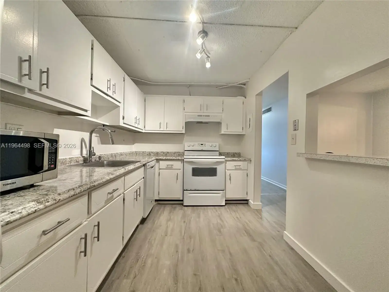 1 bedroom 1 bath Residential for sale at 1470 NE 125th Ter # 210, North Miami FL 33161