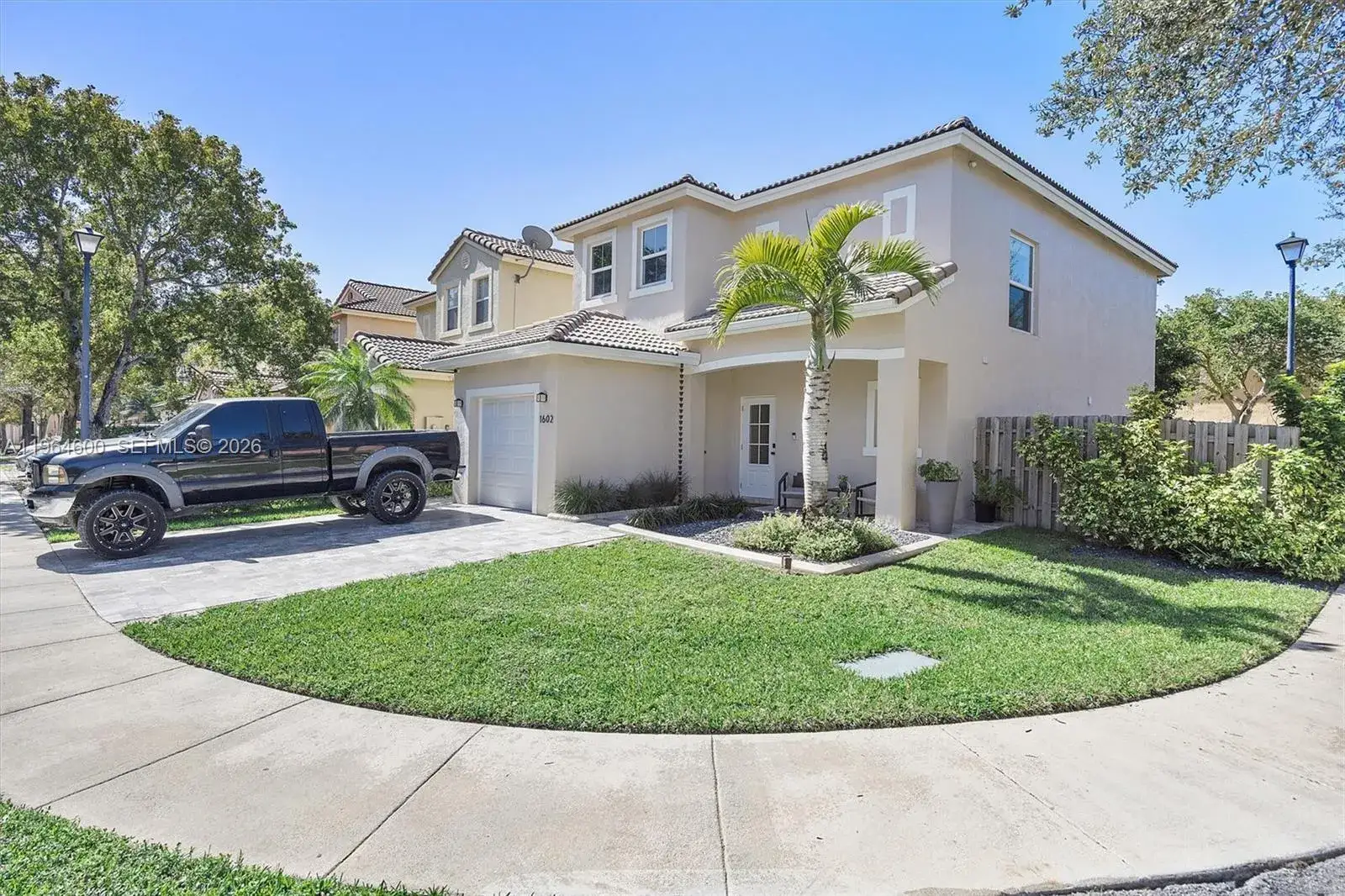 3 bedroom 2 bath Residential for sale at 1602 SE 20th Rd, Homestead FL 33035