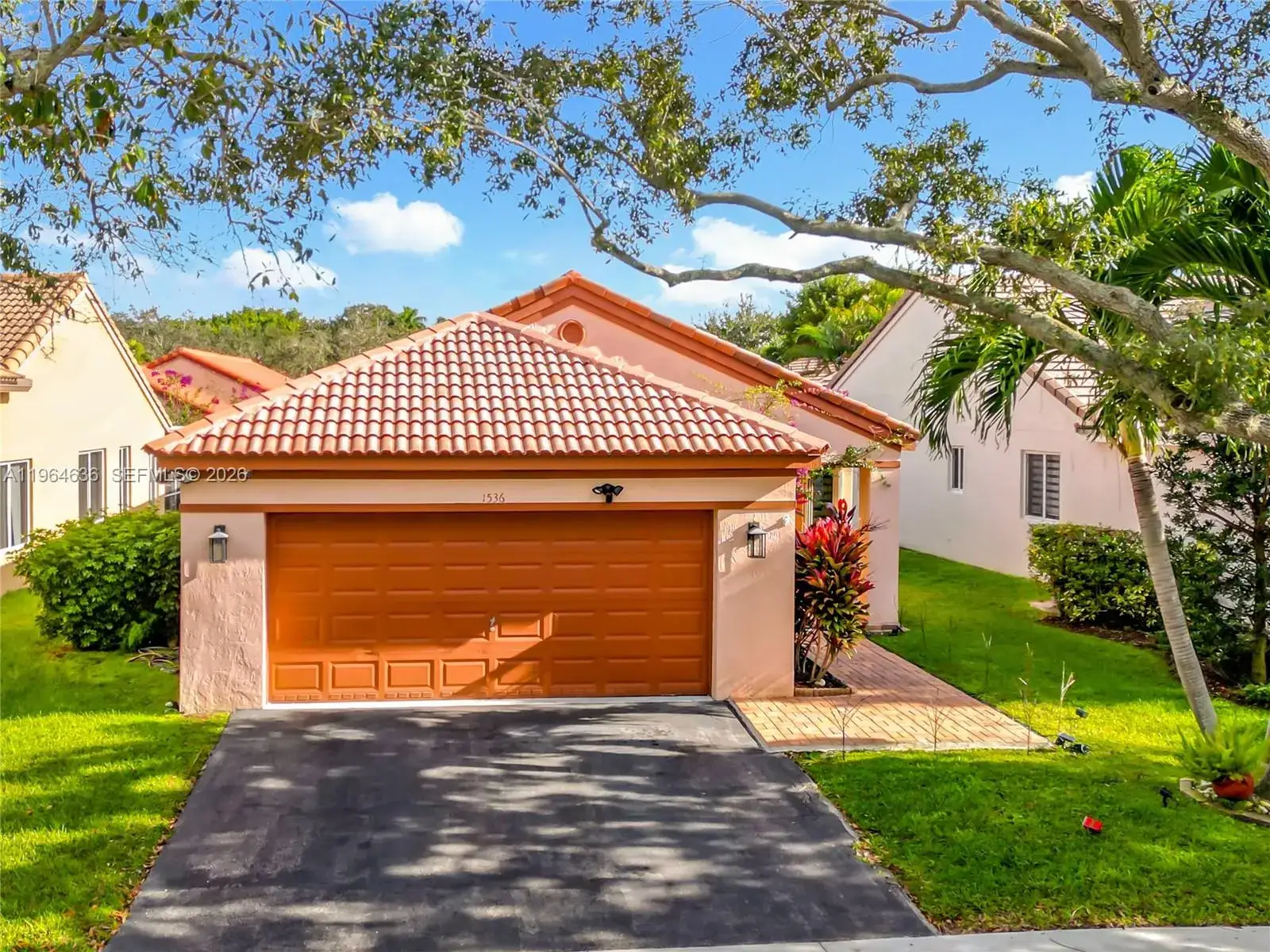 3 bedroom 2 bath Residential for sale at 1536 Presidio Dr, Weston FL 33327