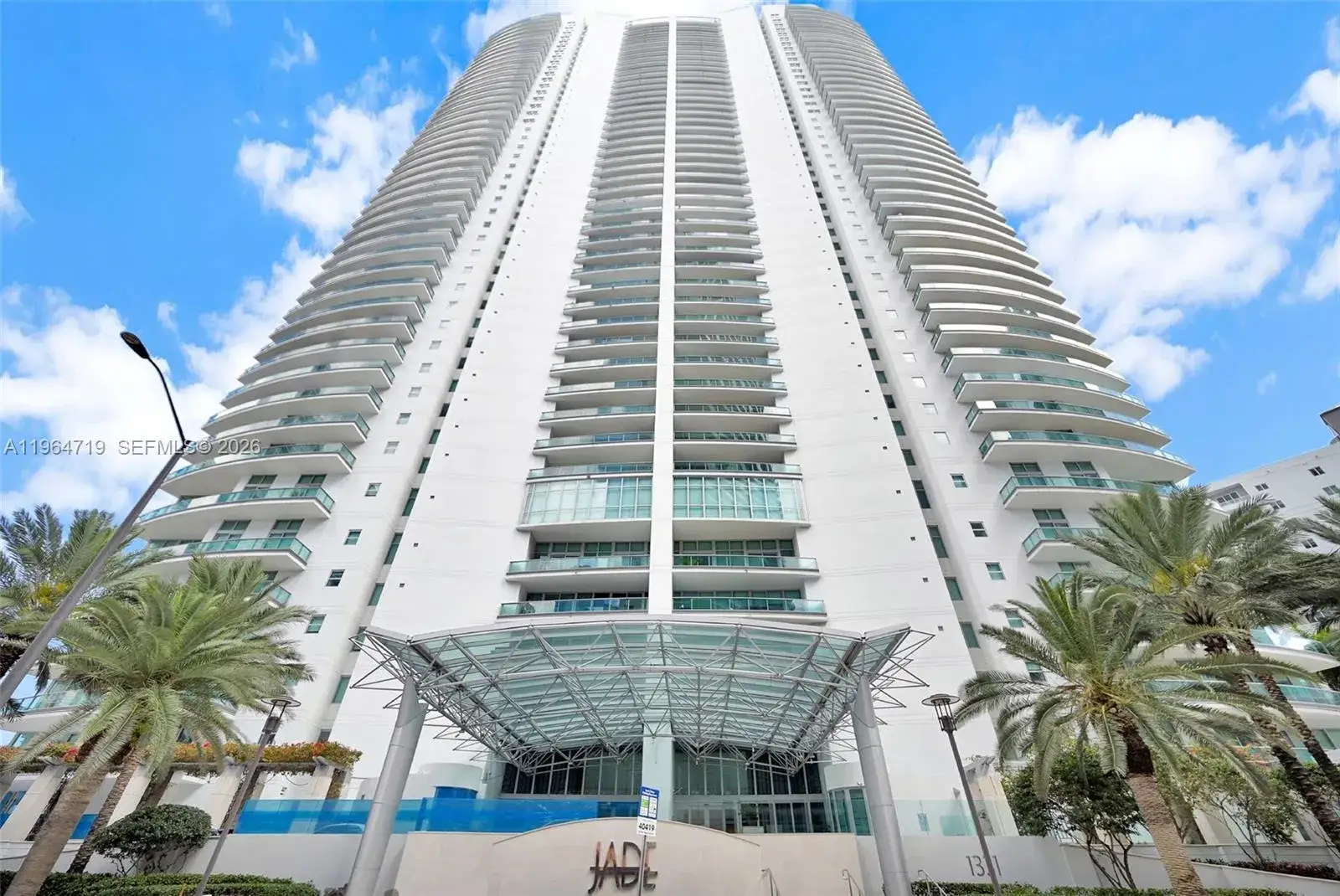 3 bedroom 3 bath Residential for sale at 1331 Brickell Bay Dr # 3607, Miami FL 33131